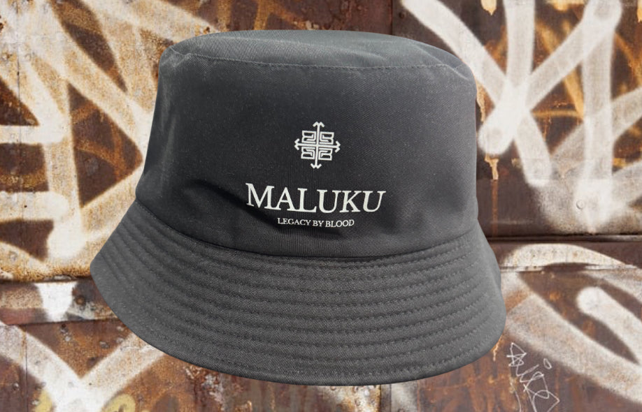 REVERSED BUCKETHAT NEW